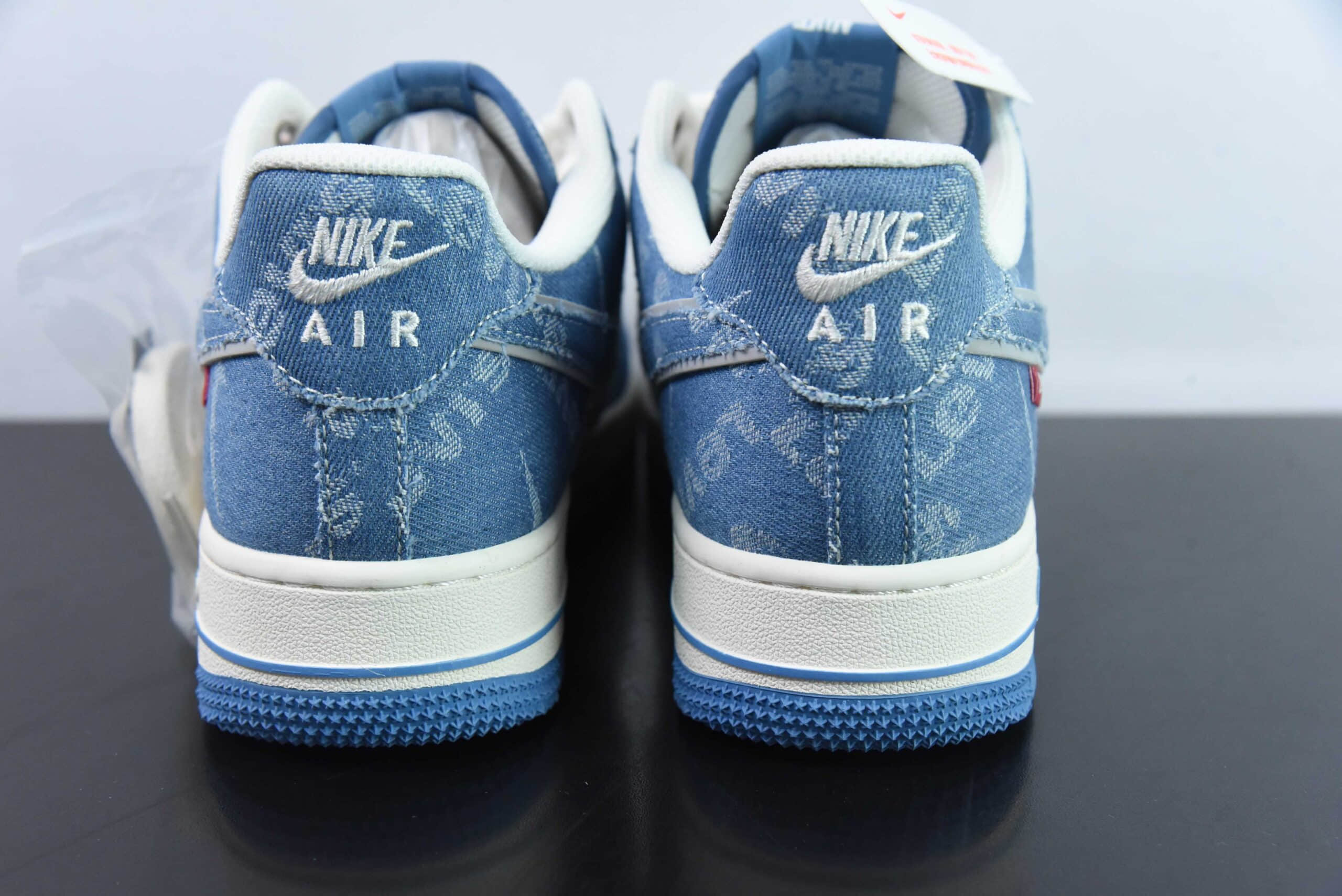 耐克Nike Air Force 1'07 Low 李维斯联名天蓝牛仔空军一号低帮休闲板鞋纯原版本 货号:SJ6698-003