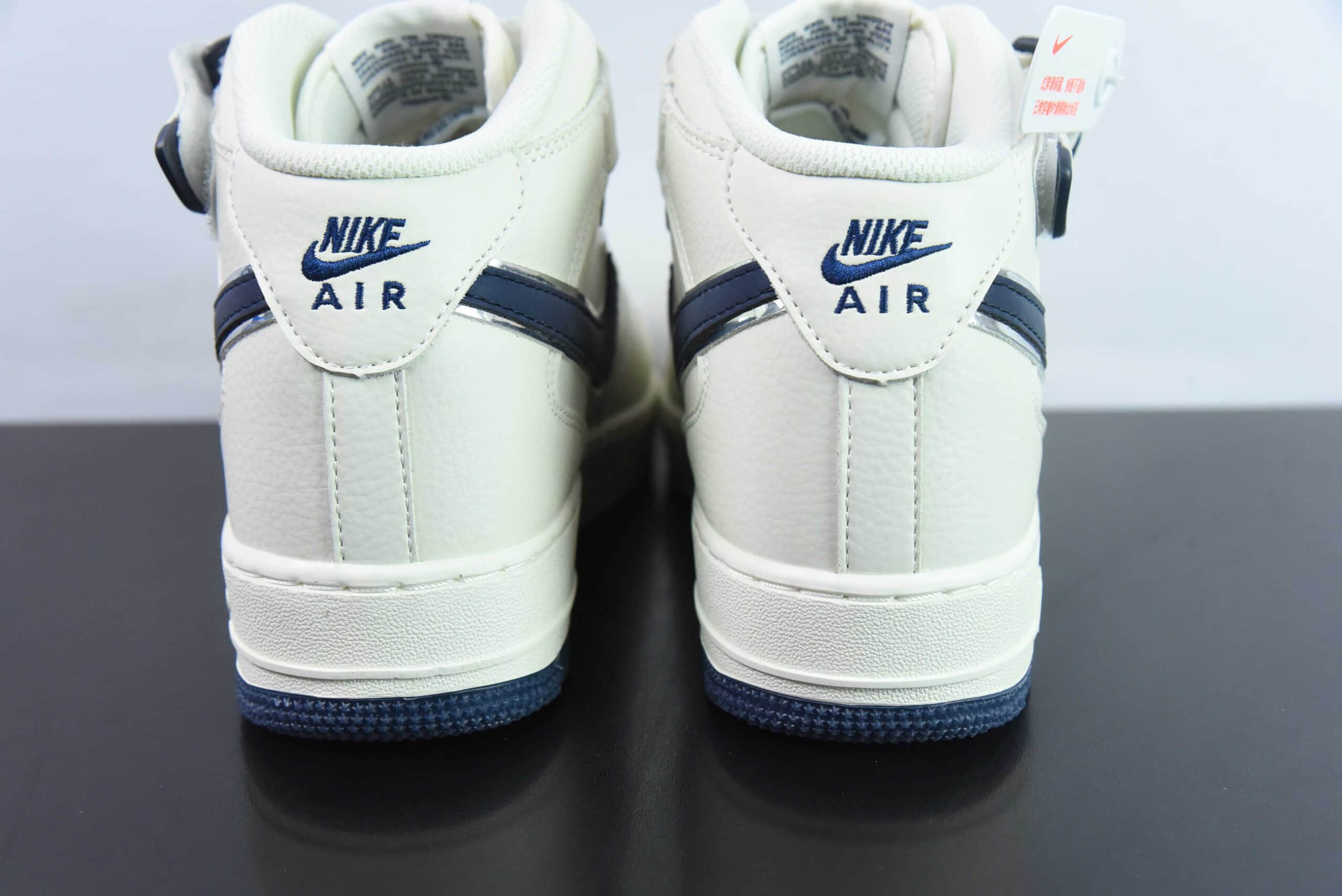 耐克Nike Air Force 1 MID 米深蓝双色底满天星空军一号中帮休闲板鞋纯原版本 货号：XL0236-233