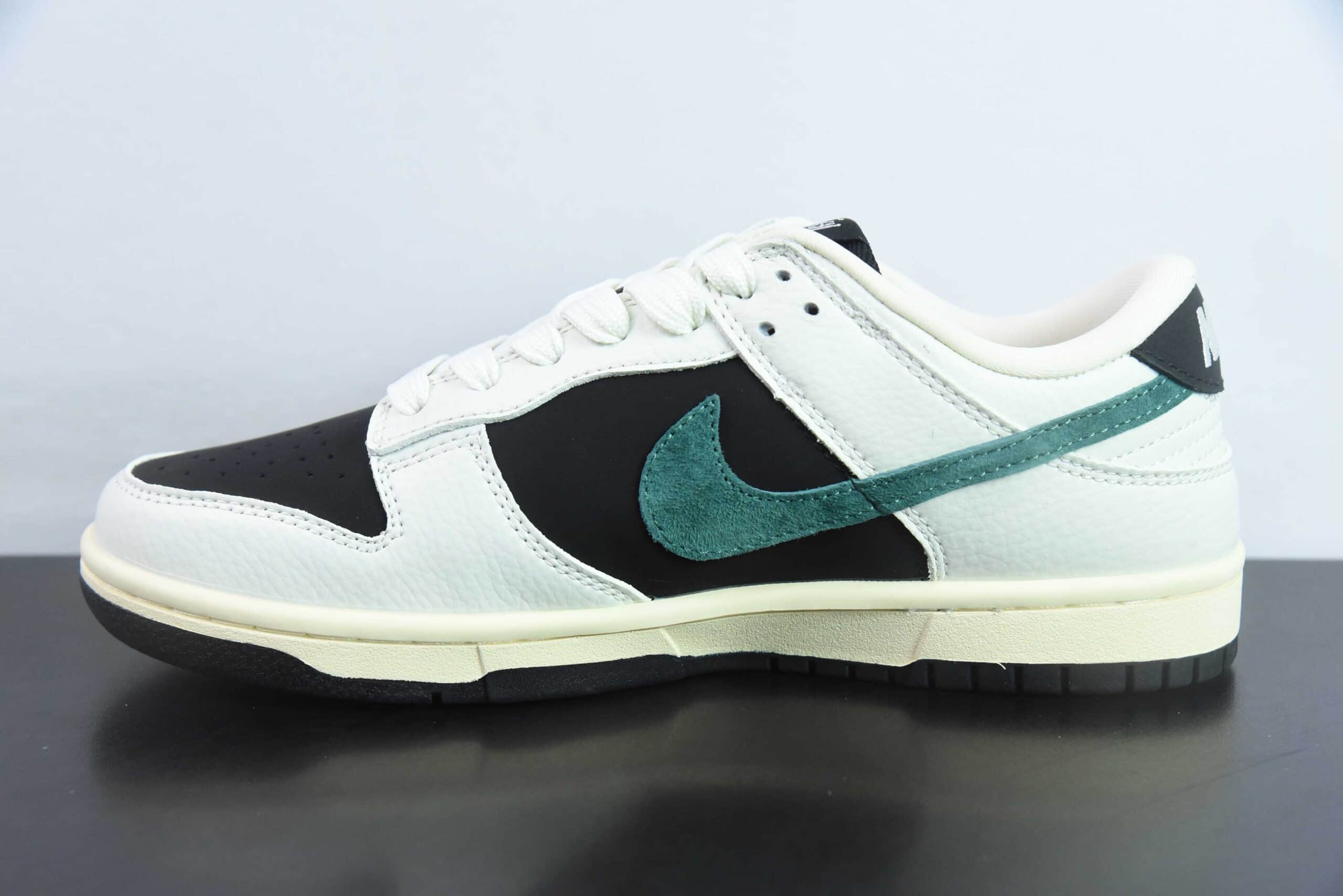 耐克Nike SB Dunk Low x Stussy联名米黑绿周年高端定制SB低帮休闲板鞋纯原版本 货号:KK1688-031