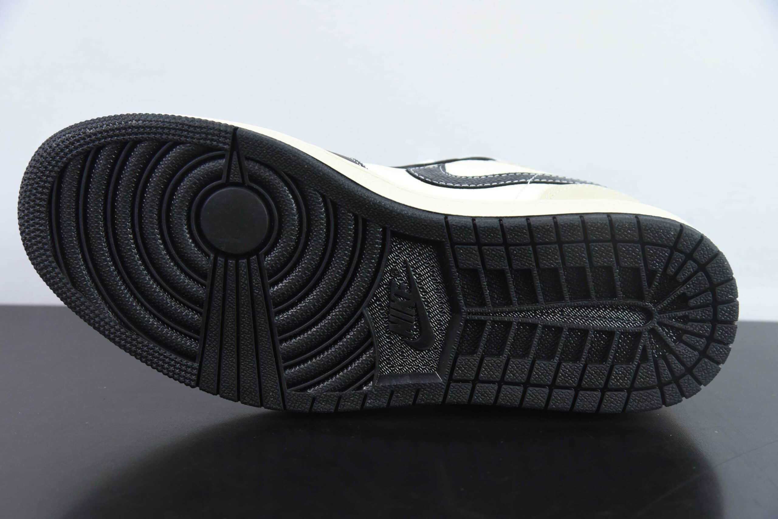 乔丹Air Jordan 1 Low ”Coconut Milk Black“ AJ1 乔1海岛风情低帮文化篮球鞋纯原版本 货号:HQ3437-101