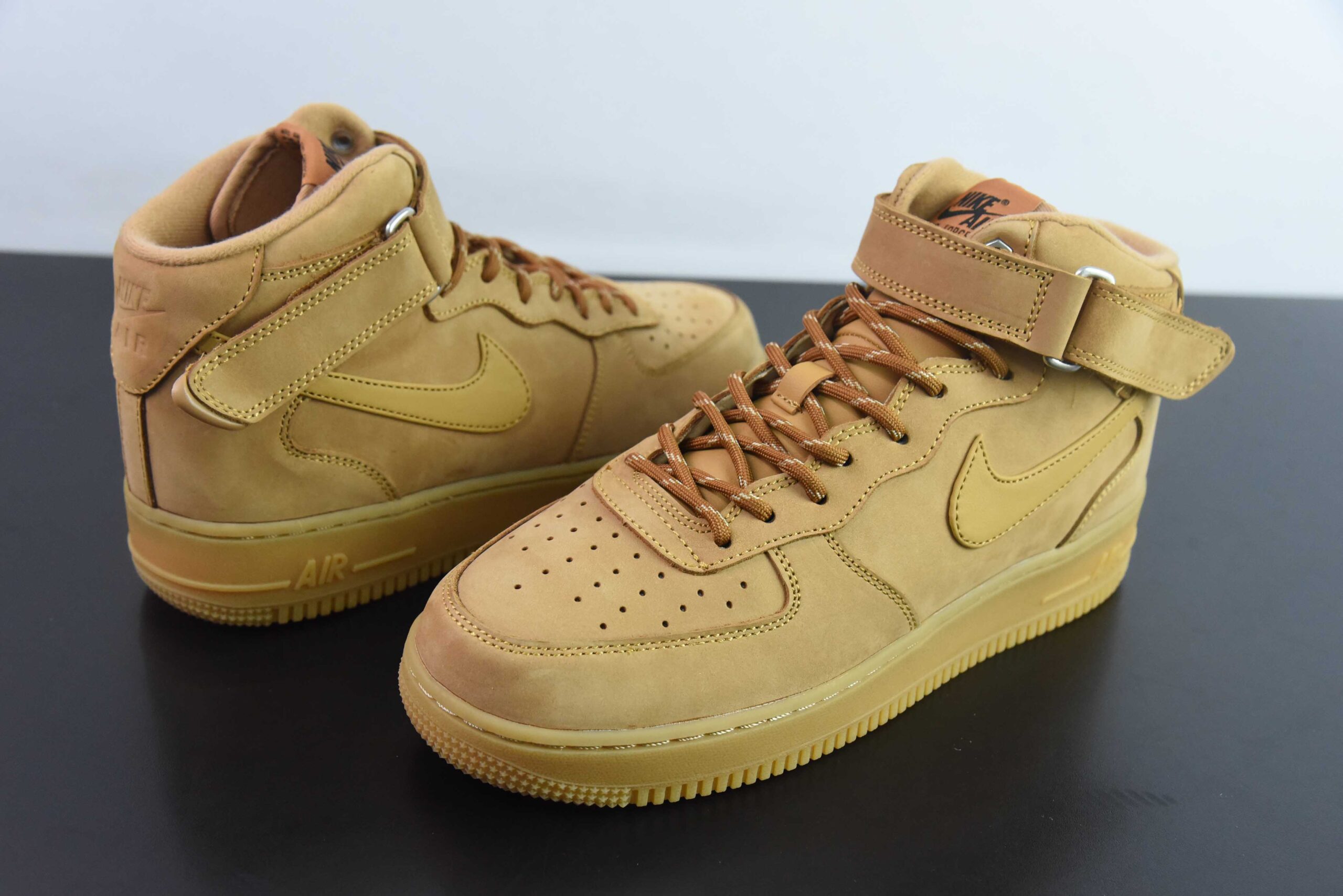 耐克Nike Air Force 1‘07 Mid小麦色麂皮空军一号中邦休闲板鞋纯原版本 货号:DJ9158-200