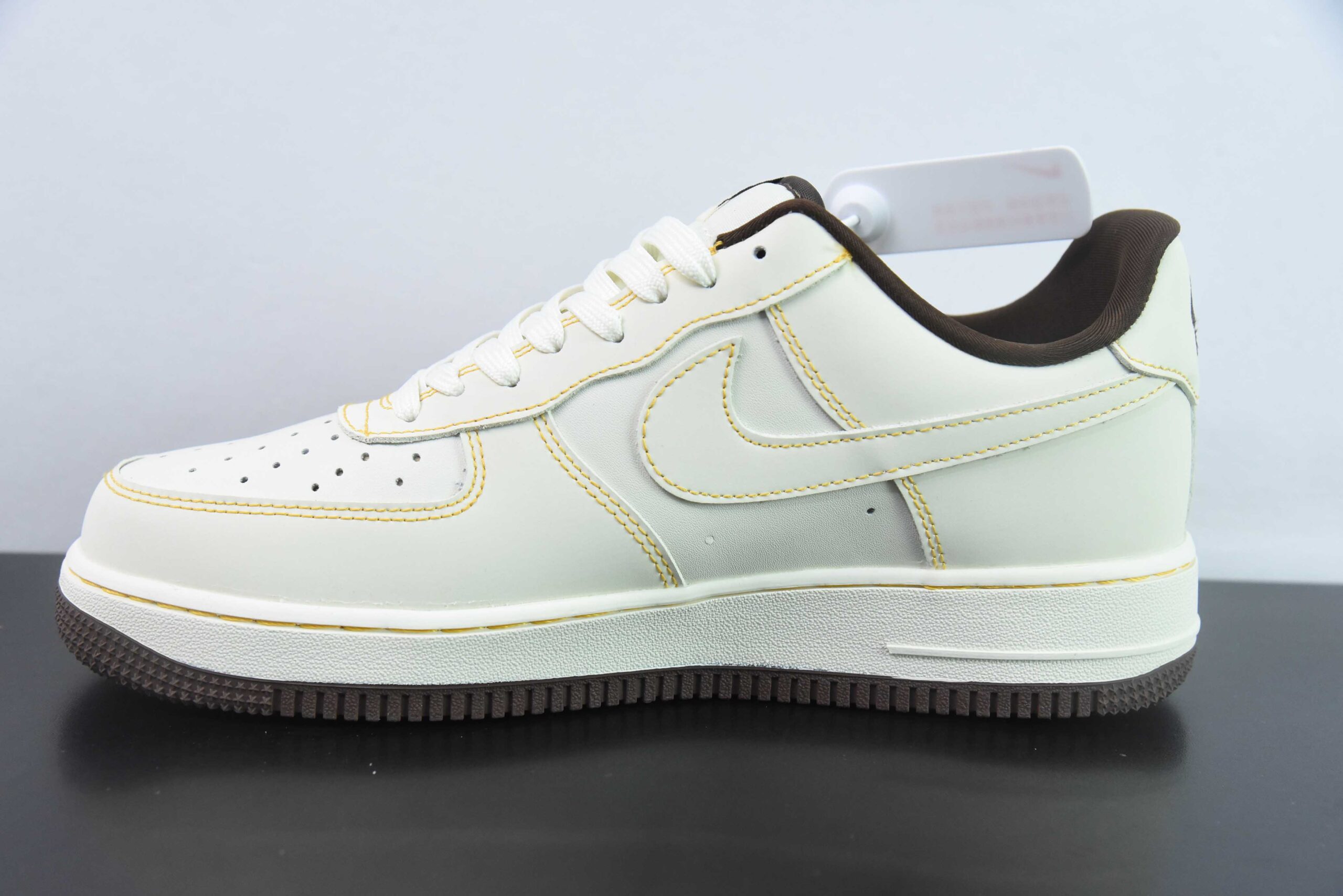耐克NIke Air Force 1 '07 Low “UN联名米白黄线”空军一号低帮运动休闲鞋纯原版本 货号:KK3333-002
