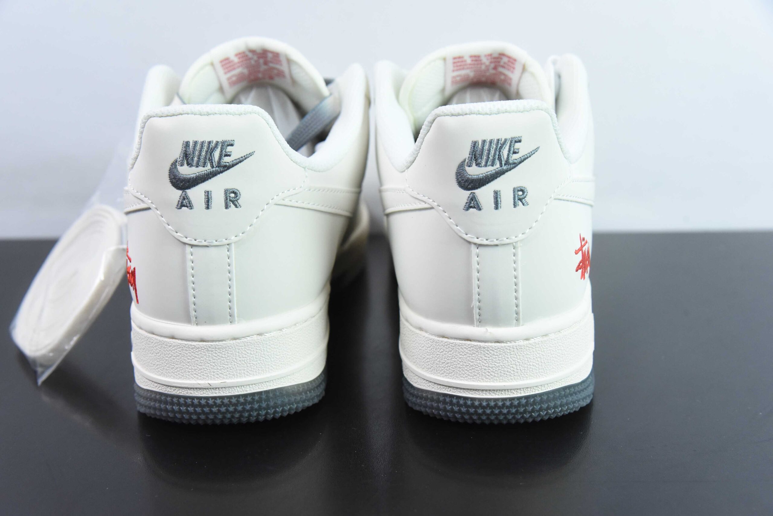 耐克NIke Air Force 1 '07 Low “斯图西联名米白灰双拼”空军一号低帮运动休闲鞋纯原版本 货号:XZ6188-015