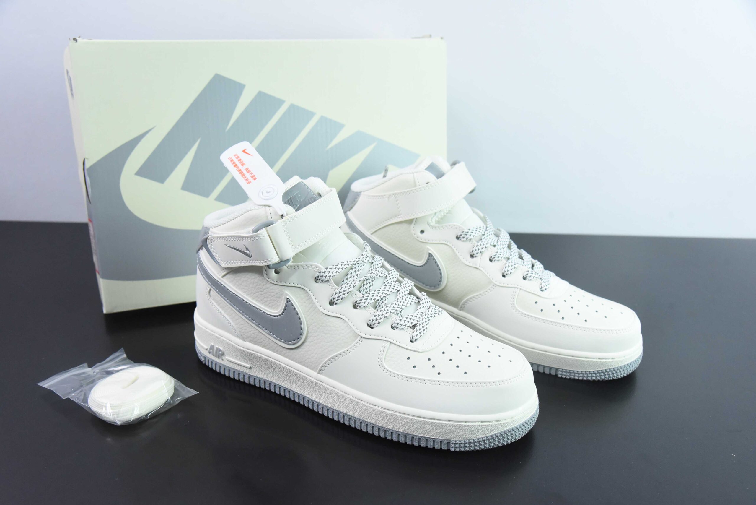 耐克Nike Air Force 1 Mid 白灰空军一号中帮百搭休闲运动板鞋纯原版本 货号:SH0235-522