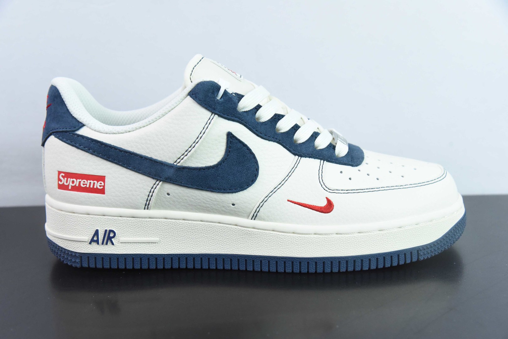耐克NIke Air Force 1 '07 Low “Supreme联名米蓝翻毛勾”空军一号低帮休闲板鞋纯原版本 货号:XZ3328-669