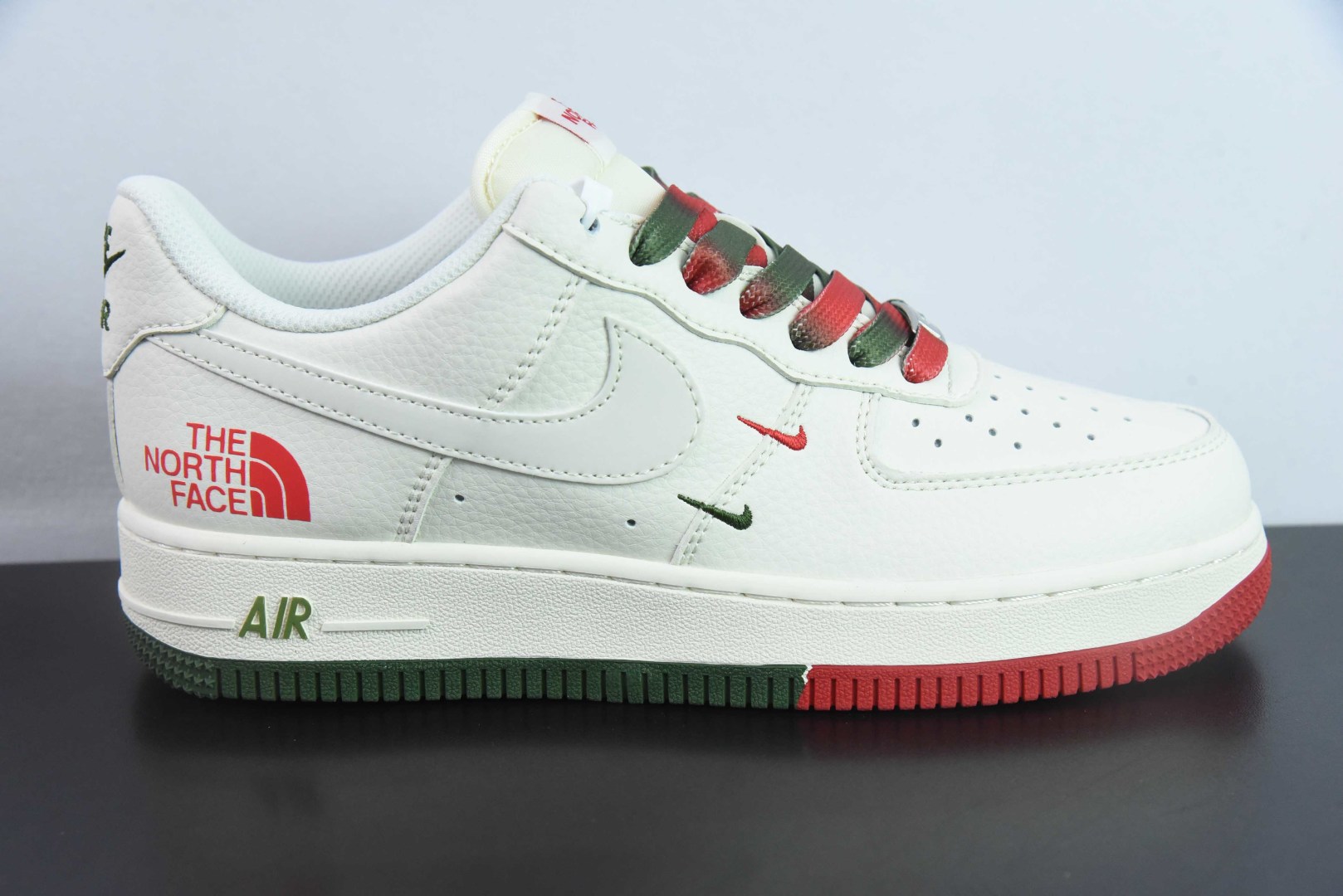 耐克Nike Air Force 1 AF1白红绿北面印花定制版空军一号低帮休闲板鞋纯原版本 货号:XZ6188-011