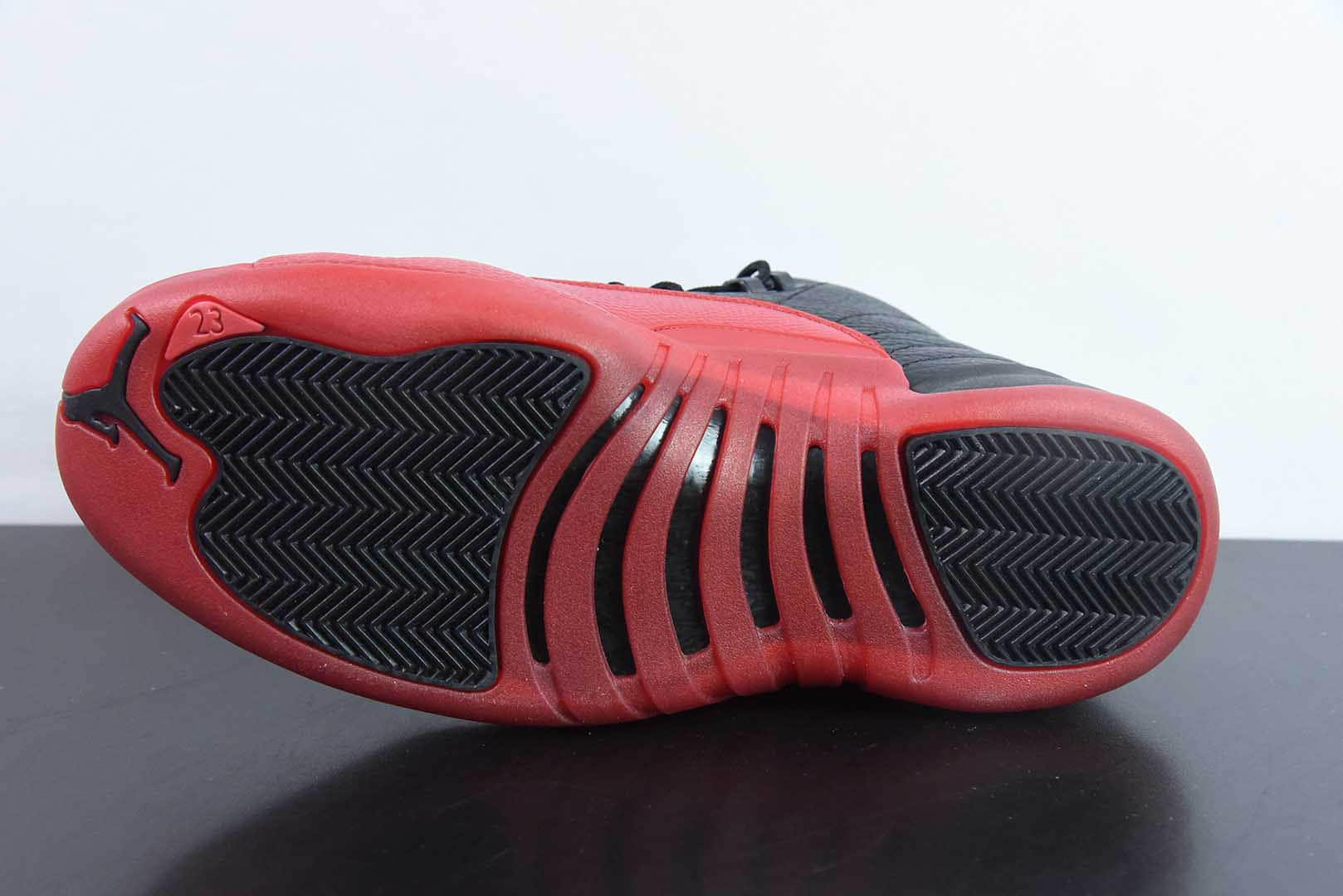 乔丹Air Jordan 12  Black Red  黑红 AJ12乔12男子文化篮球鞋纯原版本 货号:CT8013-002