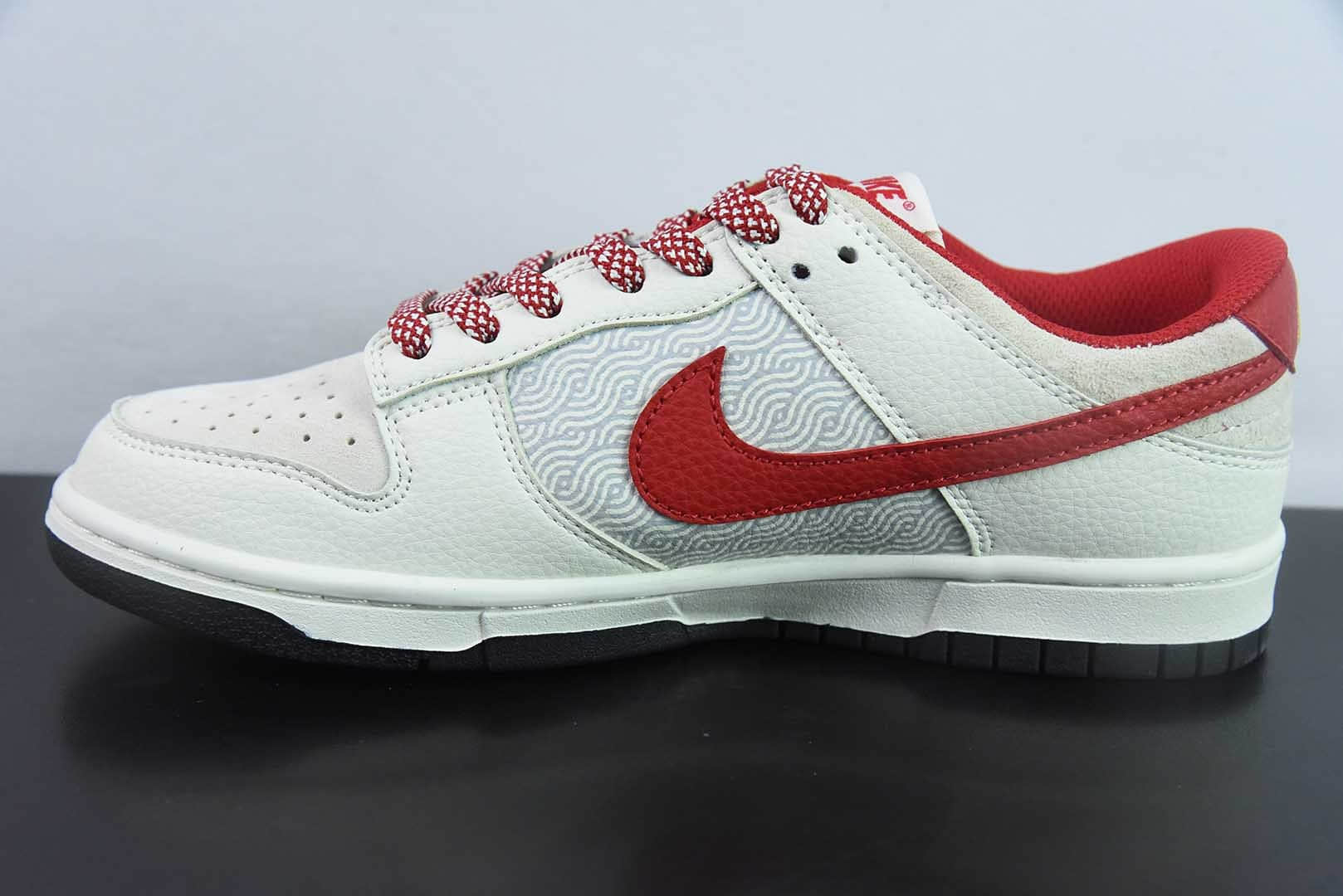 耐克Nike SB Dunk Low 蛇年限定祥云红勾周年高端定制SB低帮休闲板鞋纯原版本 货号:DJ2024-094