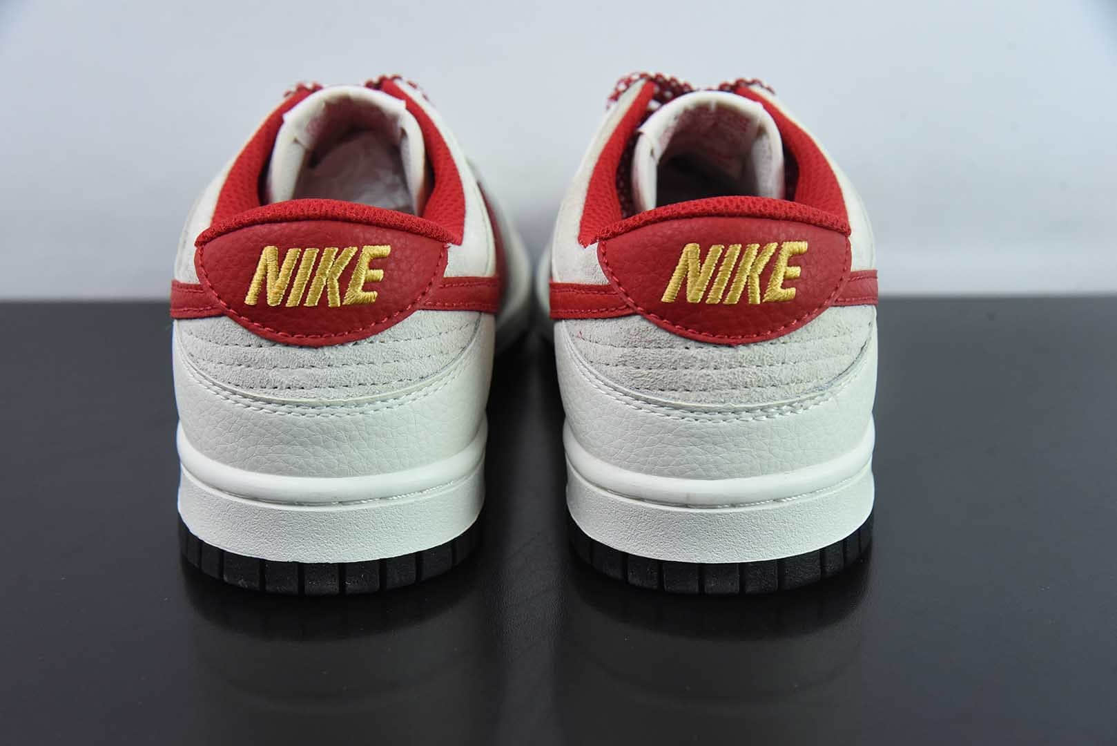 耐克Nike SB Dunk Low 蛇年限定祥云红勾周年高端定制SB低帮休闲板鞋纯原版本 货号:DJ2024-094
