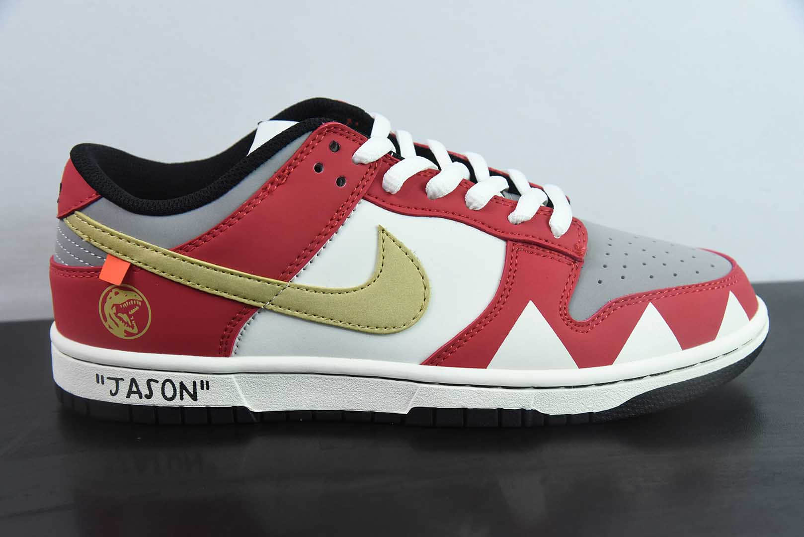 耐克Nike SB Dunk Low 恐龙战队系列霸王龙配色低帮休闲运动滑板板鞋纯原版本 货号：ZZ1998-001 