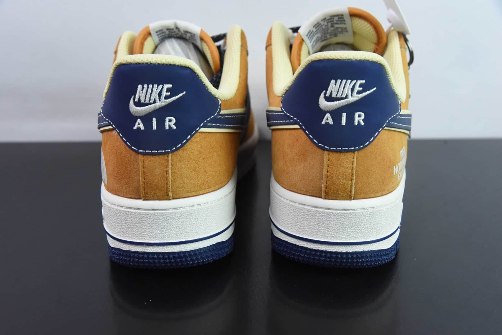 耐克NIke Air Force 1 '07 Low “北面联名运动橙”空军一号低帮休闲板鞋纯原版本 货号:DM6868-053