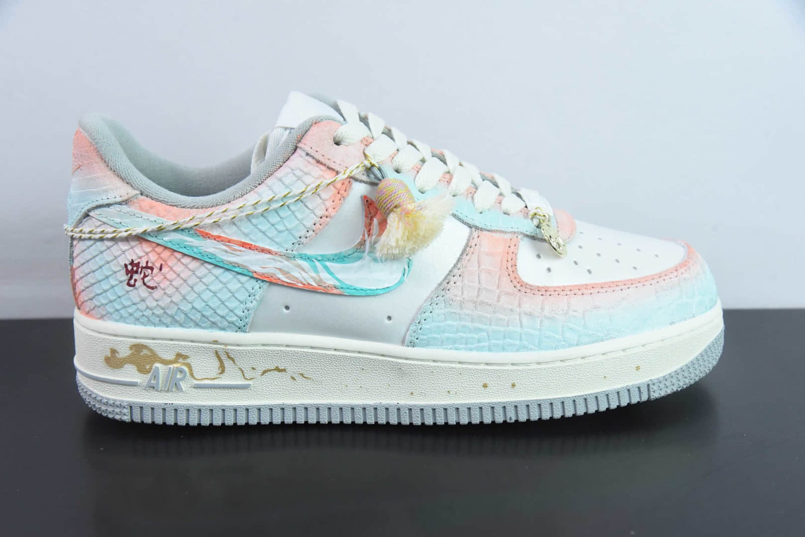 耐克Nike Air Force 1'07 Low Late Spring Rain 蛇年限定春迟雨礼盒装空军一号低帮休闲板鞋纯原版本 货号:DX2678-111