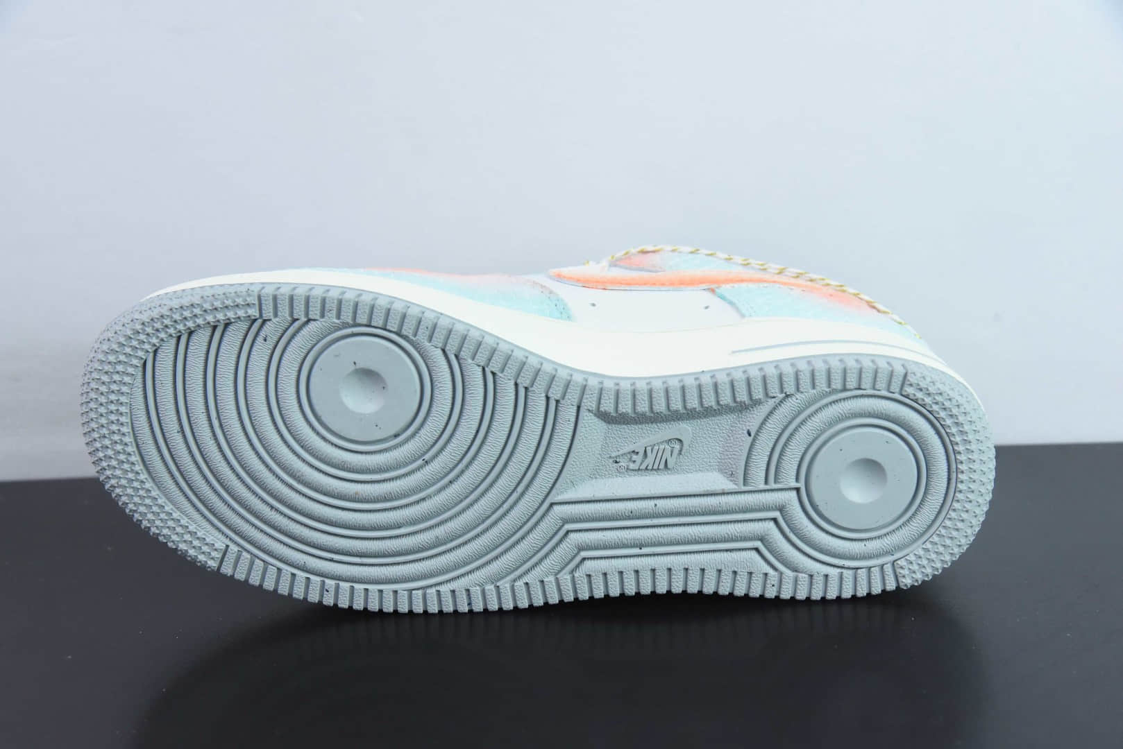 耐克Nike Air Force 1'07 Low Late Spring Rain 蛇年限定春迟雨礼盒装空军一号低帮休闲板鞋纯原版本 货号:DX2678-111