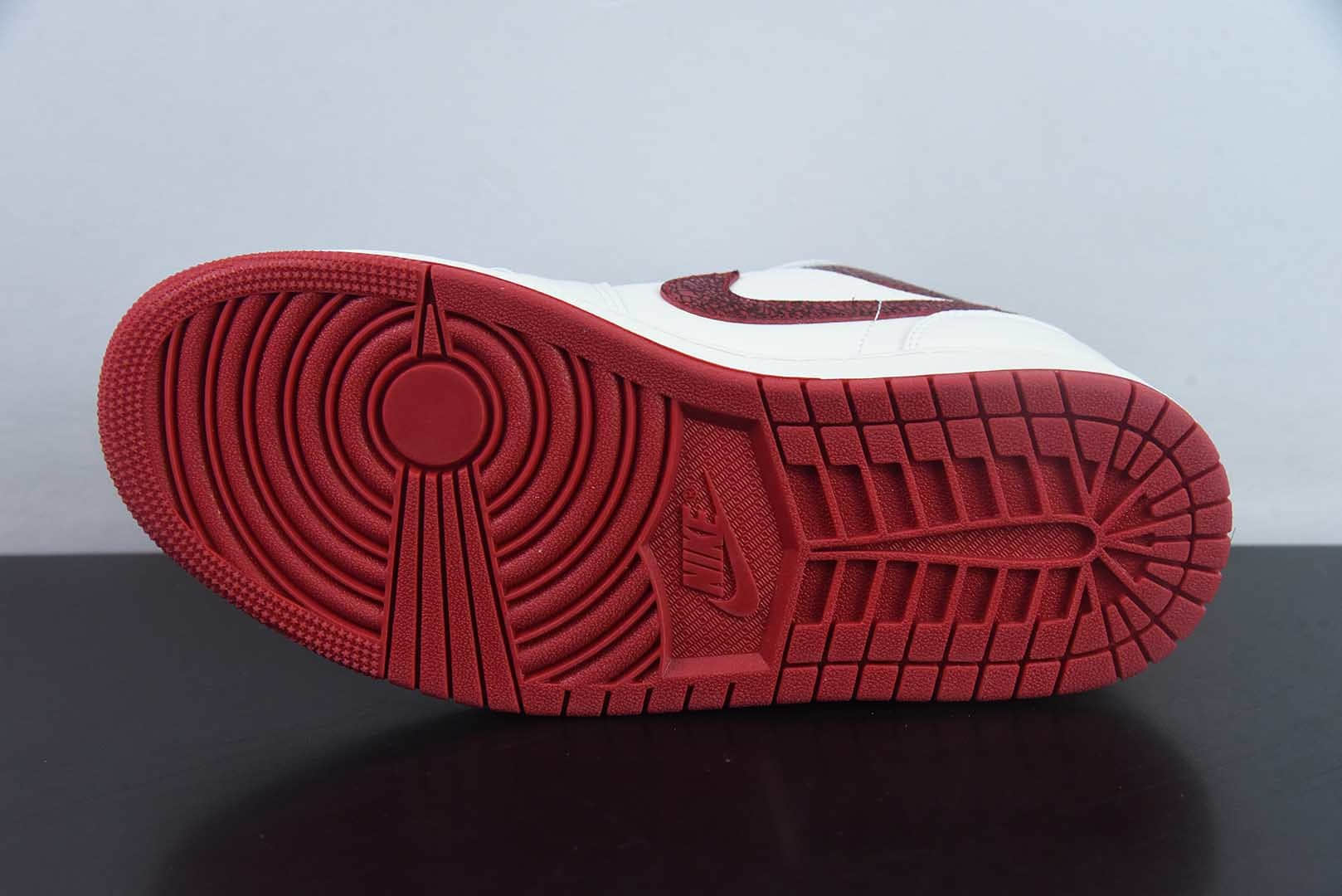 乔丹Air Jordan 1 Low AJ1乔1白红低帮文化休闲板鞋纯原版本 货号:HJ9338-106