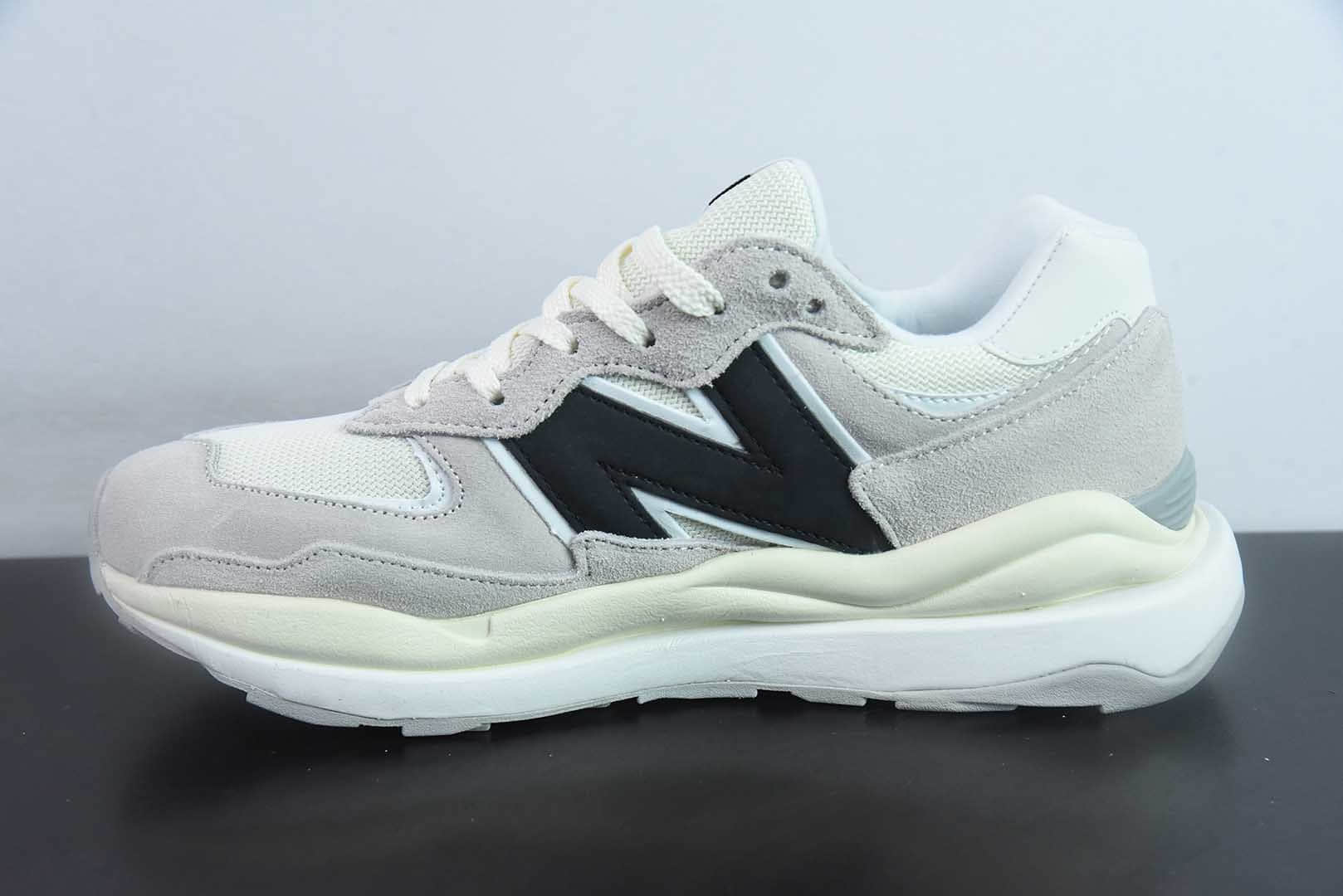 新百伦New Balance M5740系列米黄黑复古老爹风休闲运动慢跑鞋纯原版本 货号：M5740CBC