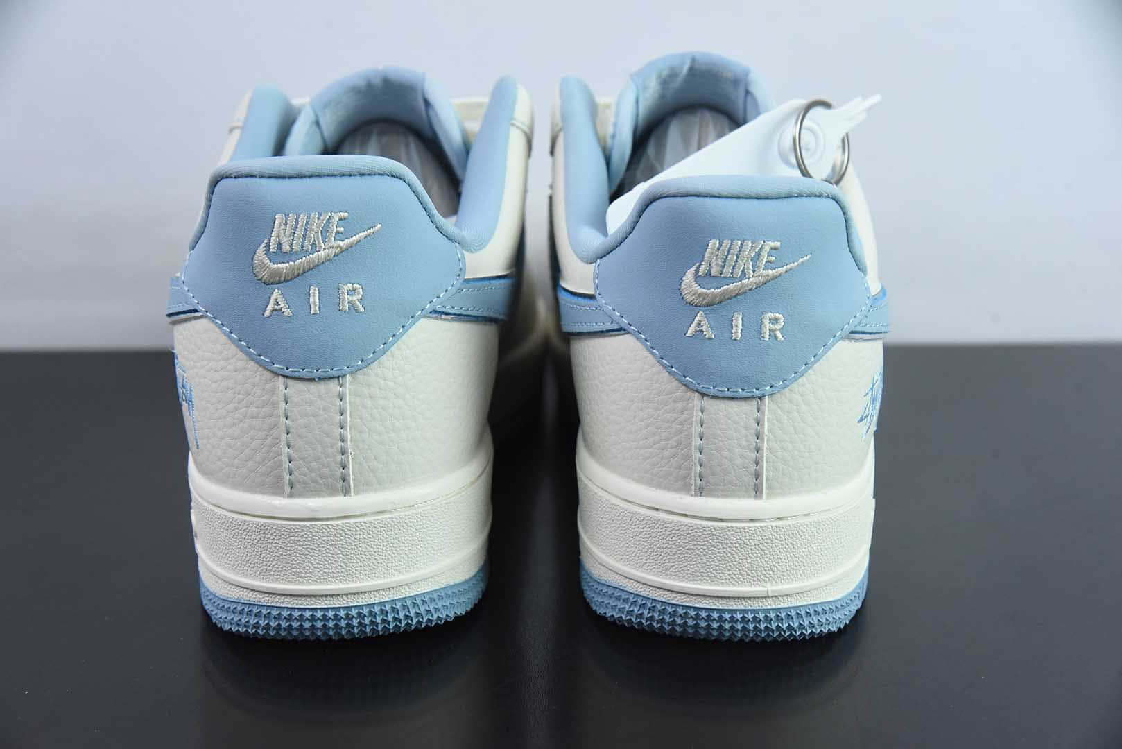耐克Nike Air Force 1 Low 07 x Stussy 斯图西联名白蓝小勾空军一号低帮休闲板鞋纯原版本 货号：KK1988-090