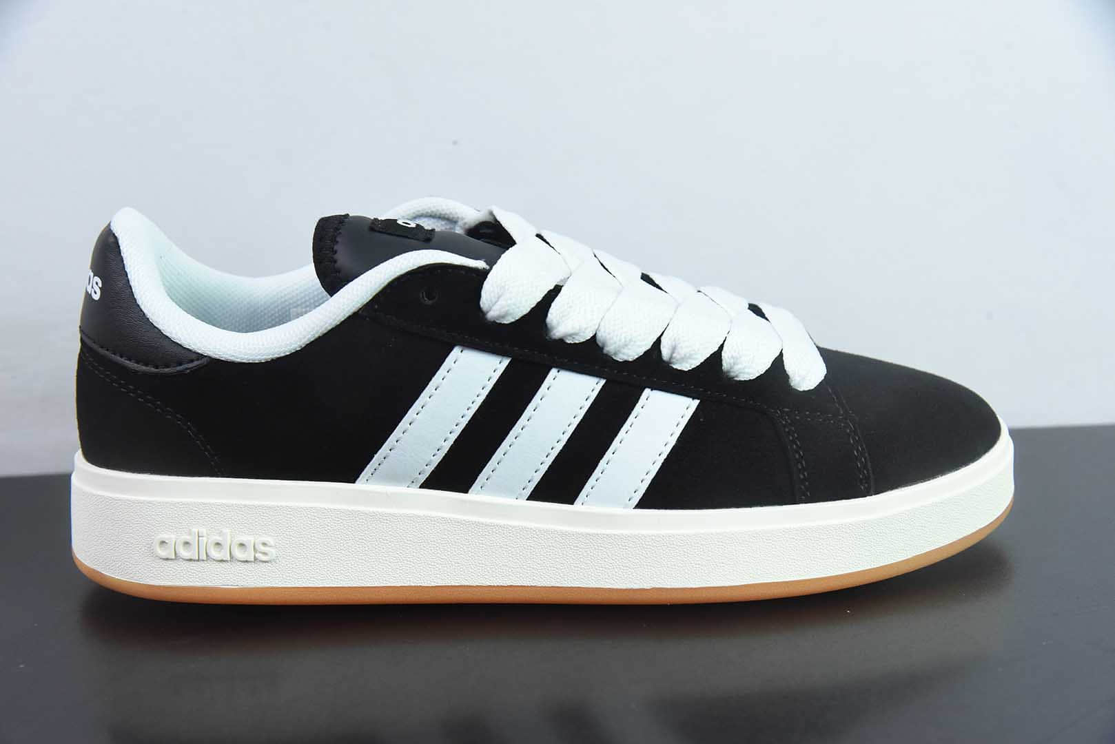 阿迪达斯Adidas GRAND COURTBEAT Base 00S黑白低帮休闲板鞋纯原版本 货号:IH6184