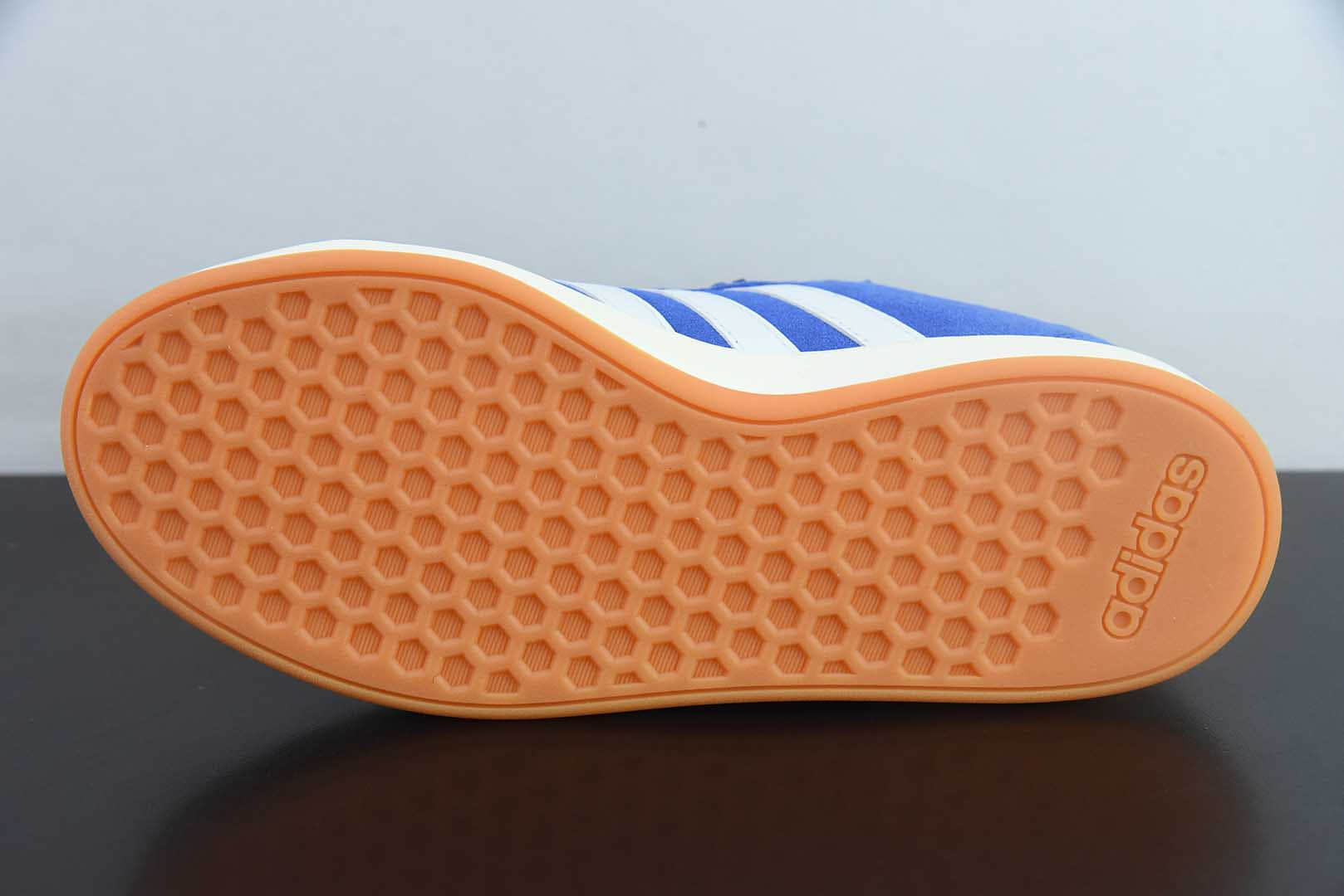 阿迪达斯Adidas GRAND COURTBEAT Base 00S 蓝白麂皮休闲耐磨低帮板鞋纯原版本 货号: IH1039