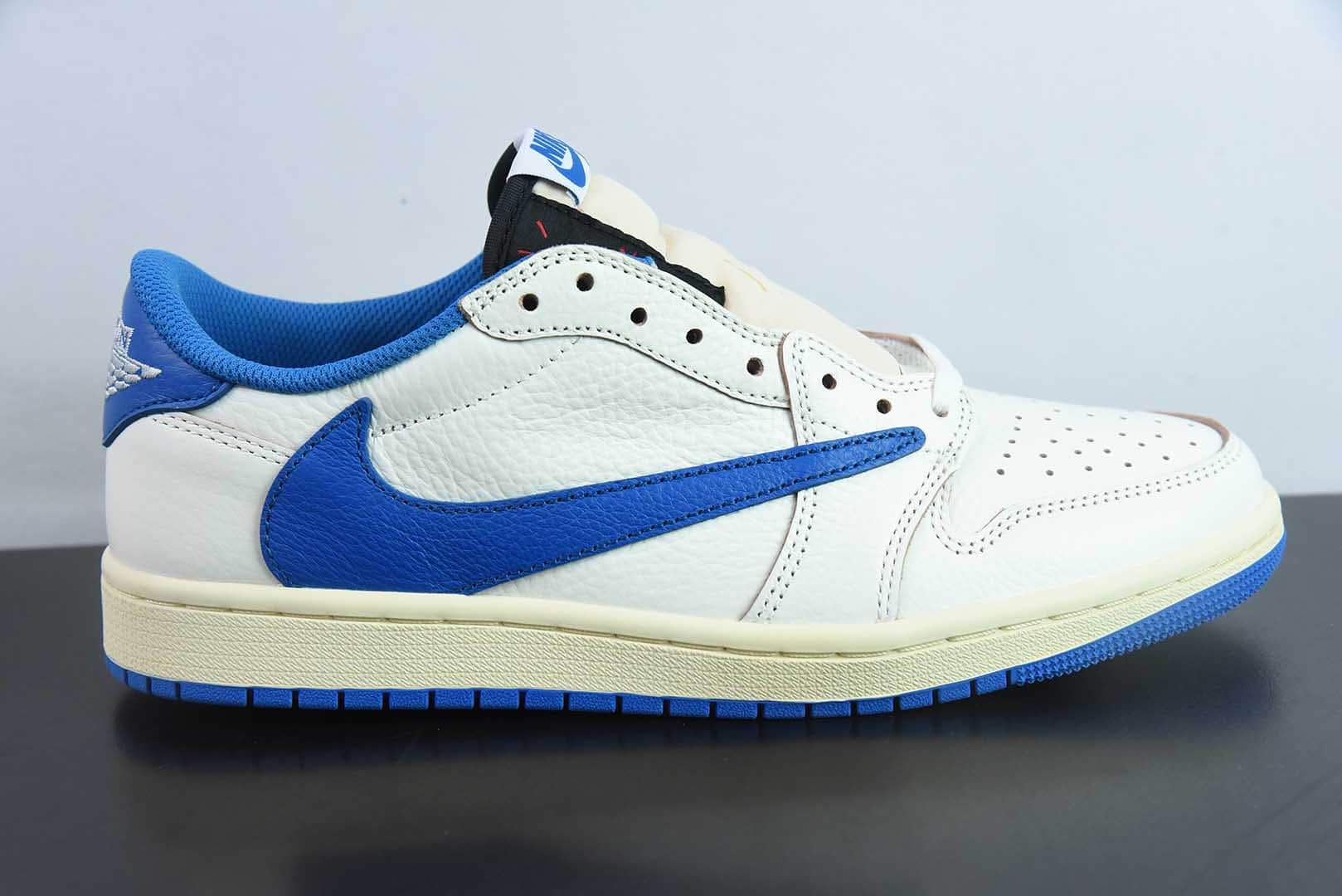 乔丹Travis Scott x Air Jordan AJ1 Low OG SP TS联名白蓝闪电倒钩2.0低帮复古文化篮球鞋纯原版本 货号:DM7866-104