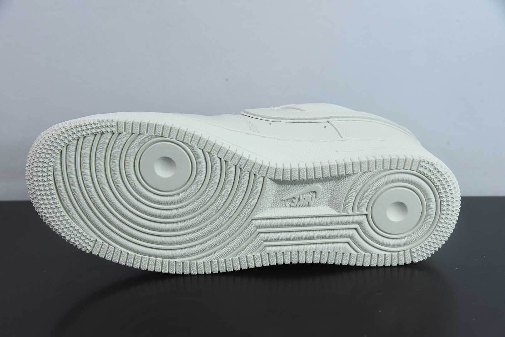 耐克Nike Force 1 '07 Low “Supreme联名百搭米色”空军一号低帮休闲板鞋纯原版本 货号:CS5288-011