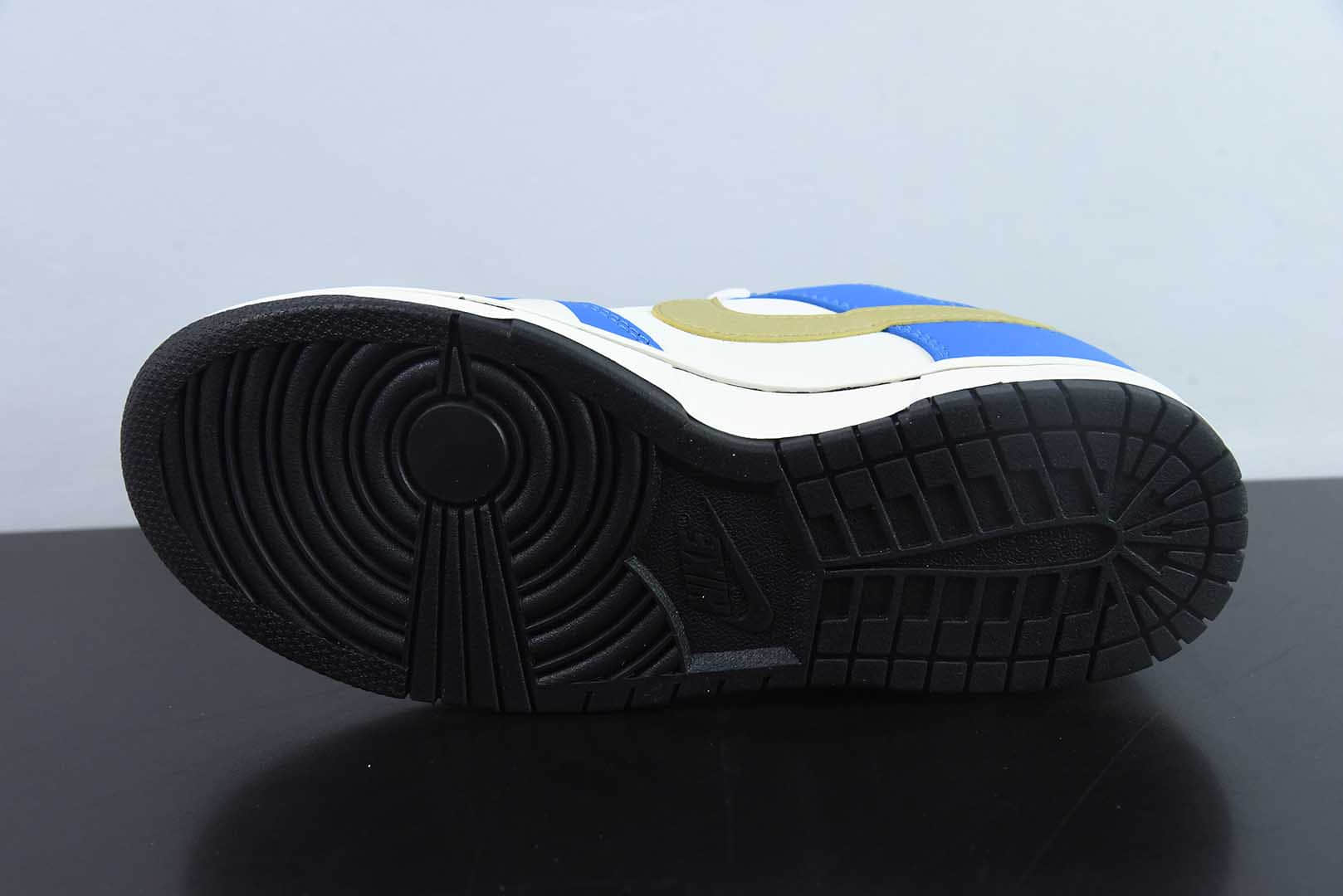 耐克Nike SB Dunk Low 恐龙战队联名系列三角龙配色SB低帮休闲运动滑板板鞋纯原版本 货号：ZZ1998-007