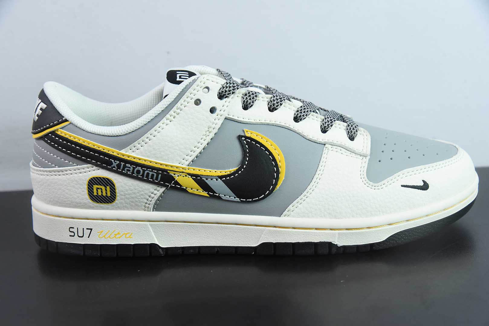 耐克Nike SB Dunk Low SU7 Ultra 小米定制配色白灰黄SB低帮休闲滑板鞋纯原版本 货号：XX3168 - 166
